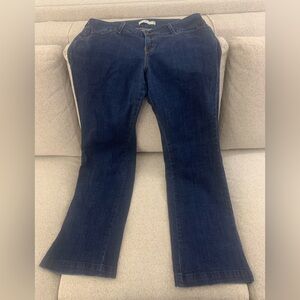 levis women jeans 542 low flare 16M bootcut mid rise Dark wash business casual